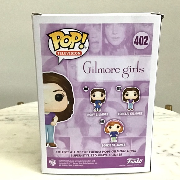 Lorelai Gilmore Vynil Figure New In Box - Picture 9 of 9